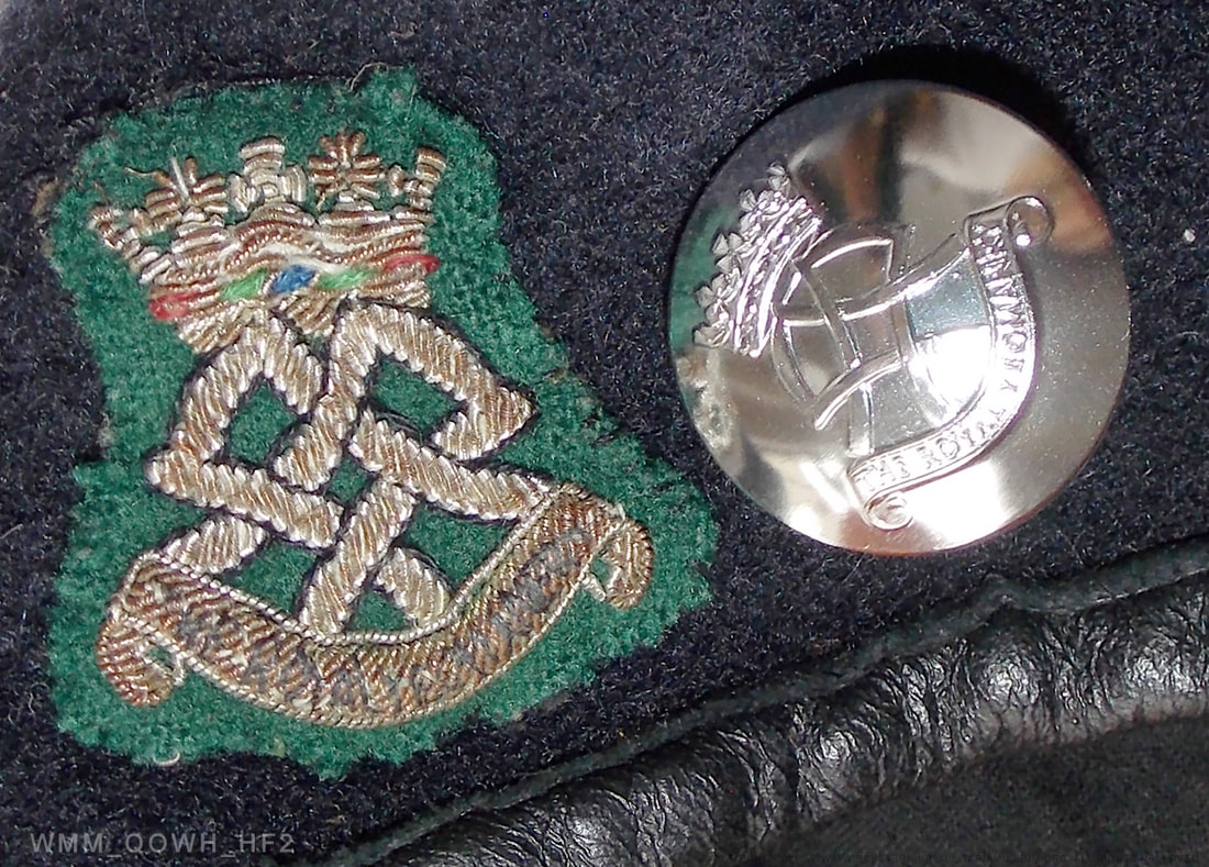The Royal Yeomanry badges and button
