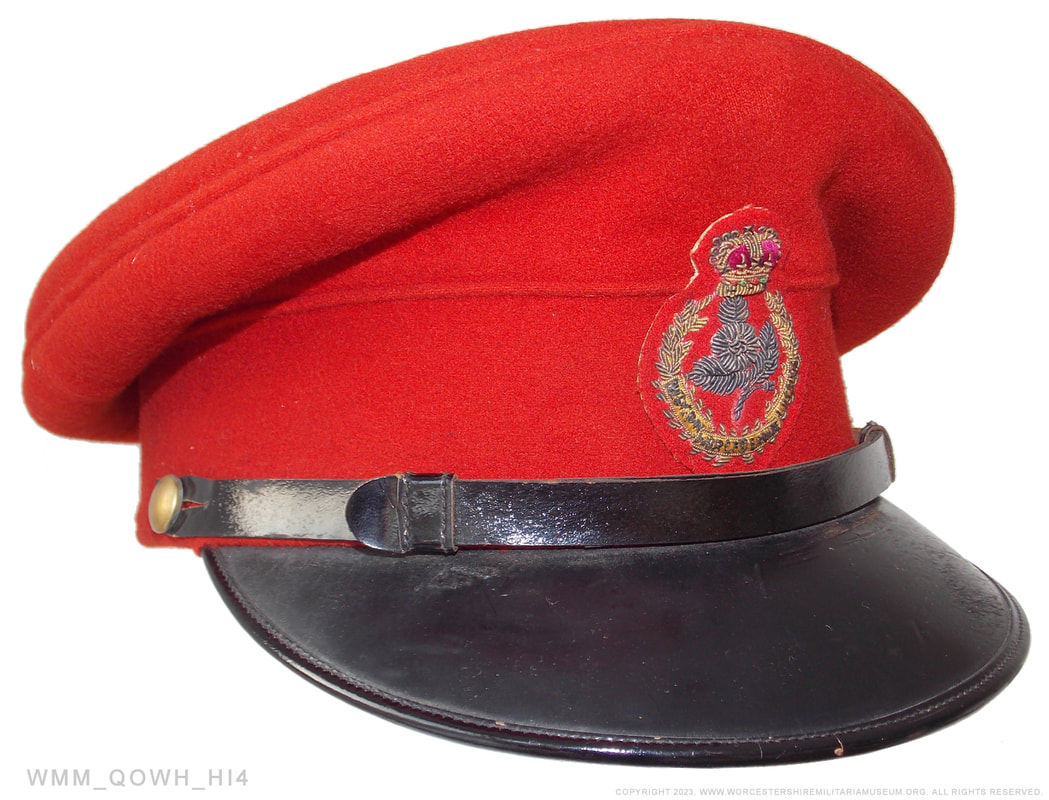Queens Own Worcester hussars peak cap hat WW2