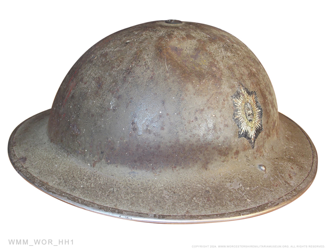 Second World War Worcestershire Regiment steel helmet.